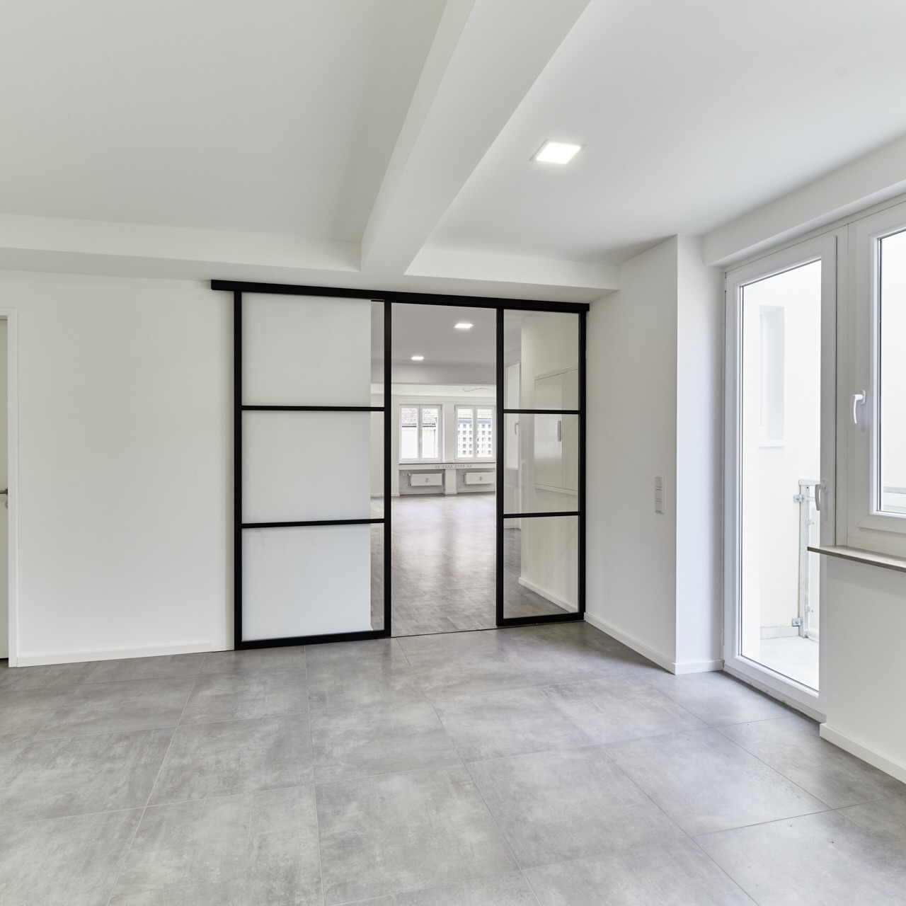 B56678FF-8A35-43A0-BC03-77EC218088AC_1_201_a